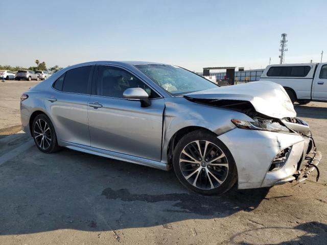 Photo 3 VIN: 4T1B11HK6JU602019 - TOYOTA CAMRY 