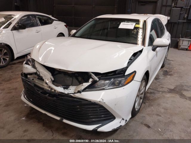 Photo 1 VIN: 4T1B11HK6JU609407 - TOYOTA CAMRY 