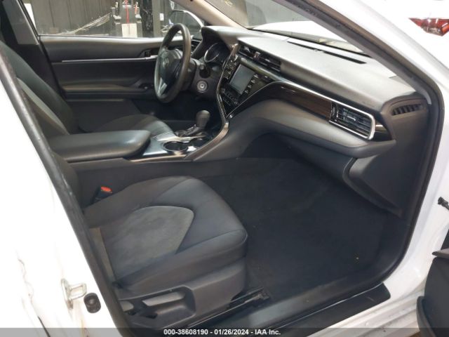 Photo 4 VIN: 4T1B11HK6JU609407 - TOYOTA CAMRY 