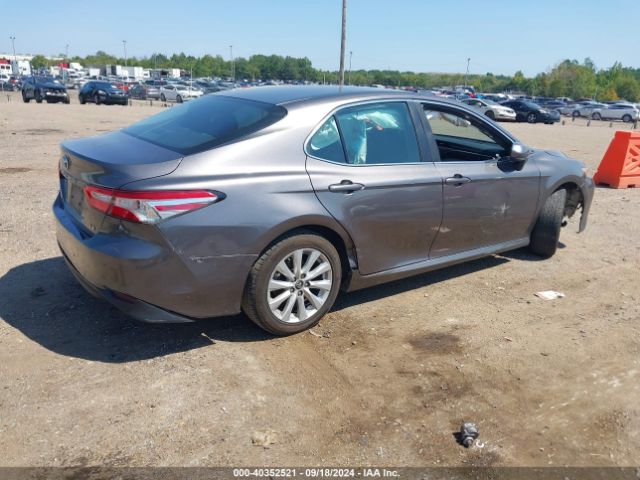 Photo 3 VIN: 4T1B11HK6JU614994 - TOYOTA CAMRY 