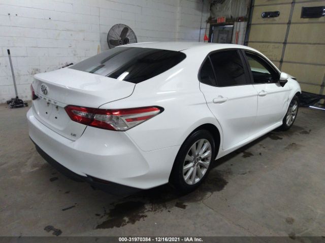 Photo 3 VIN: 4T1B11HK6JU616955 - TOYOTA CAMRY 