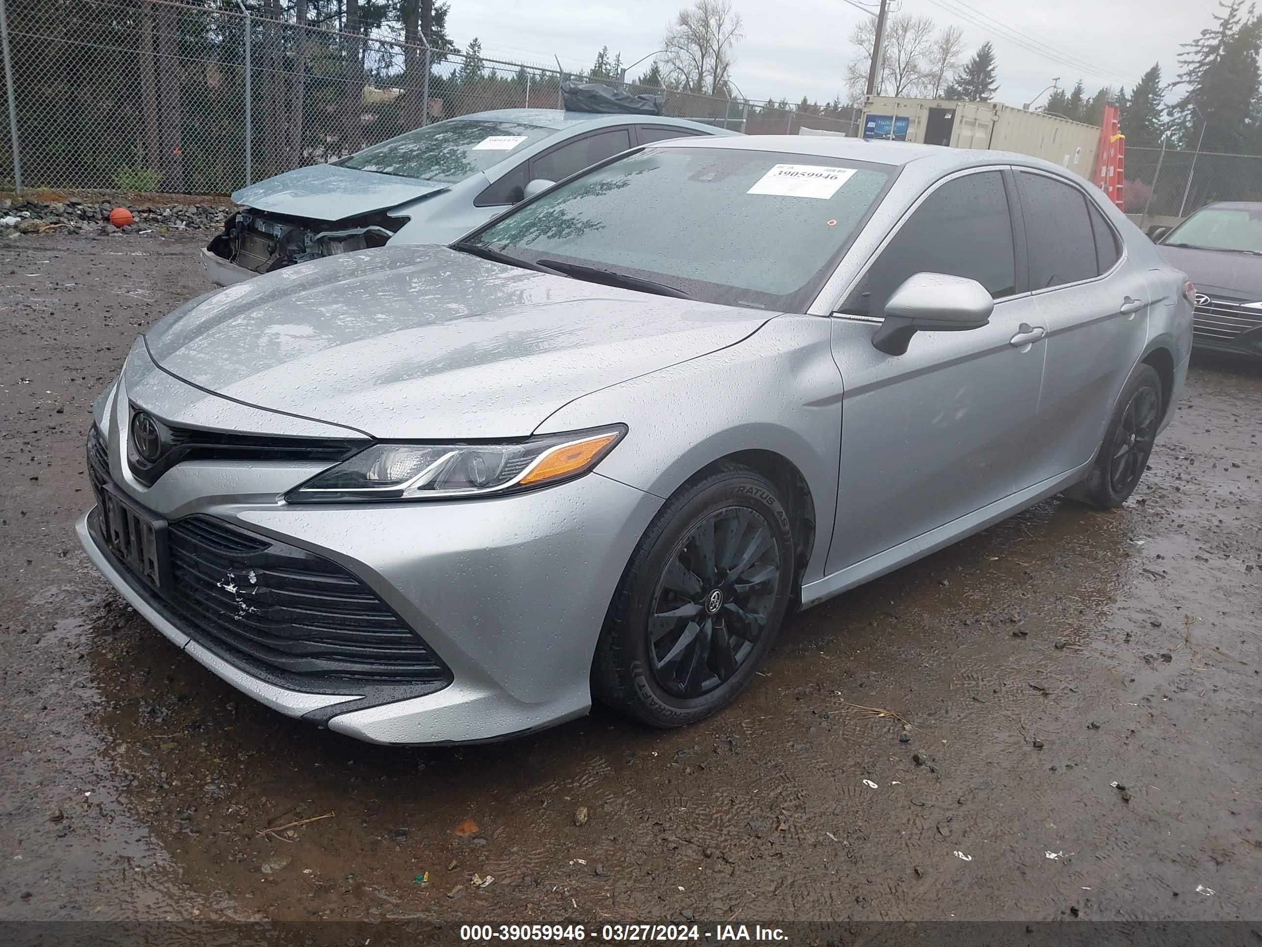 Photo 1 VIN: 4T1B11HK6JU618849 - TOYOTA CAMRY 