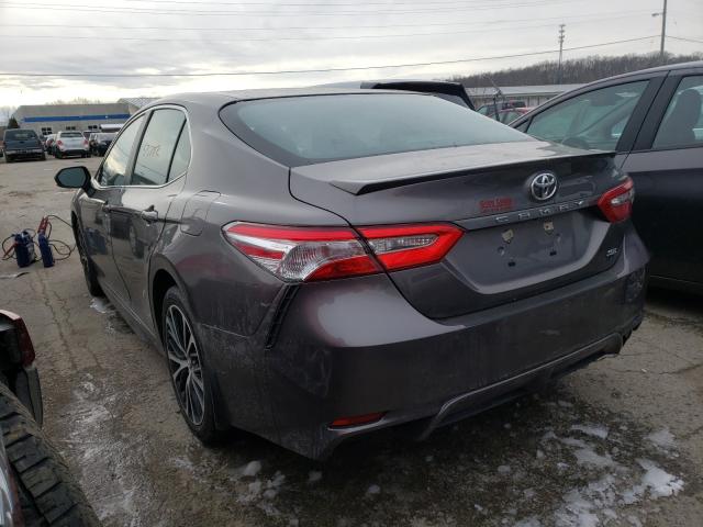 Photo 2 VIN: 4T1B11HK6JU626949 - TOYOTA CAMRY L 