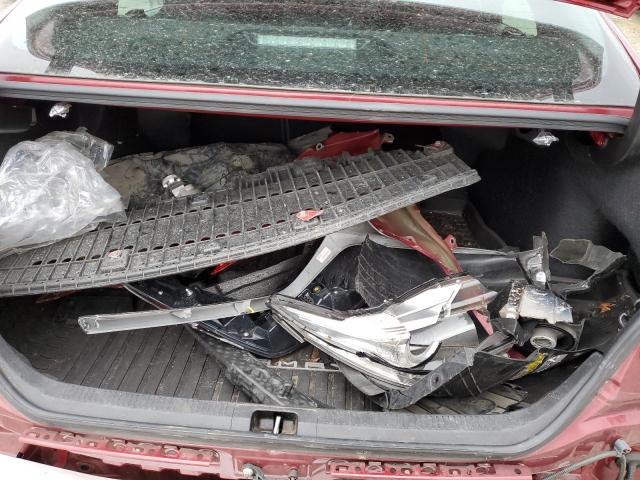 Photo 11 VIN: 4T1B11HK6JU633125 - TOYOTA CAMRY 