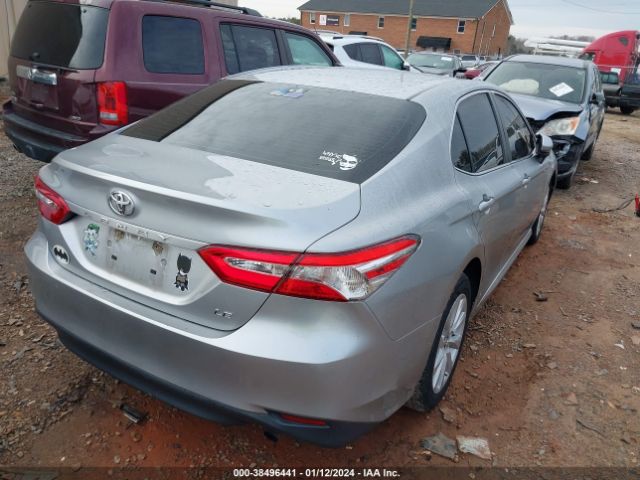 Photo 3 VIN: 4T1B11HK6JU635540 - TOYOTA CAMRY 