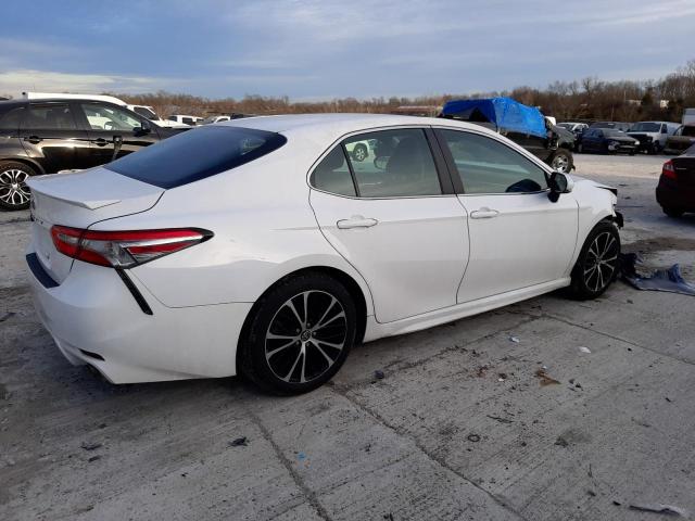 Photo 2 VIN: 4T1B11HK6JU646103 - TOYOTA CAMRY L 