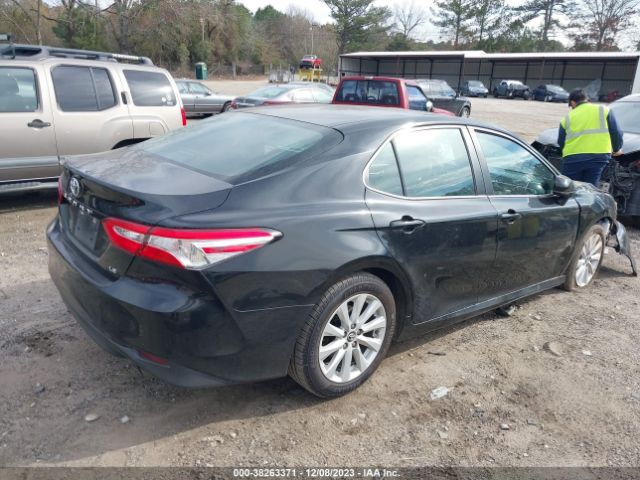 Photo 3 VIN: 4T1B11HK6JU648739 - TOYOTA CAMRY 