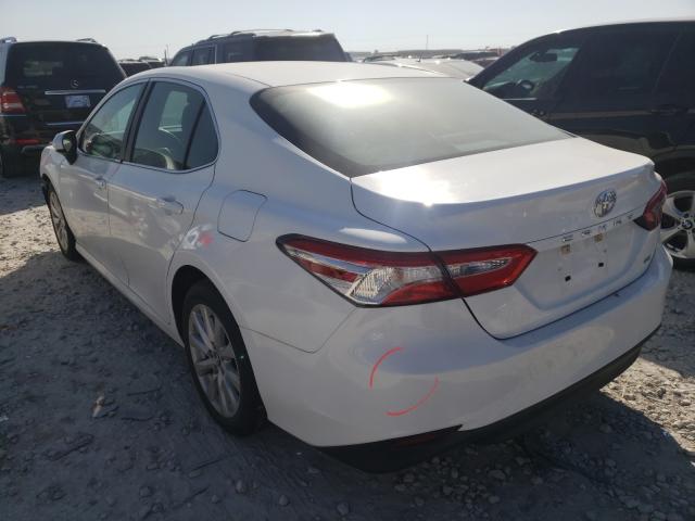 Photo 2 VIN: 4T1B11HK6JU652855 - TOYOTA CAMRY L 