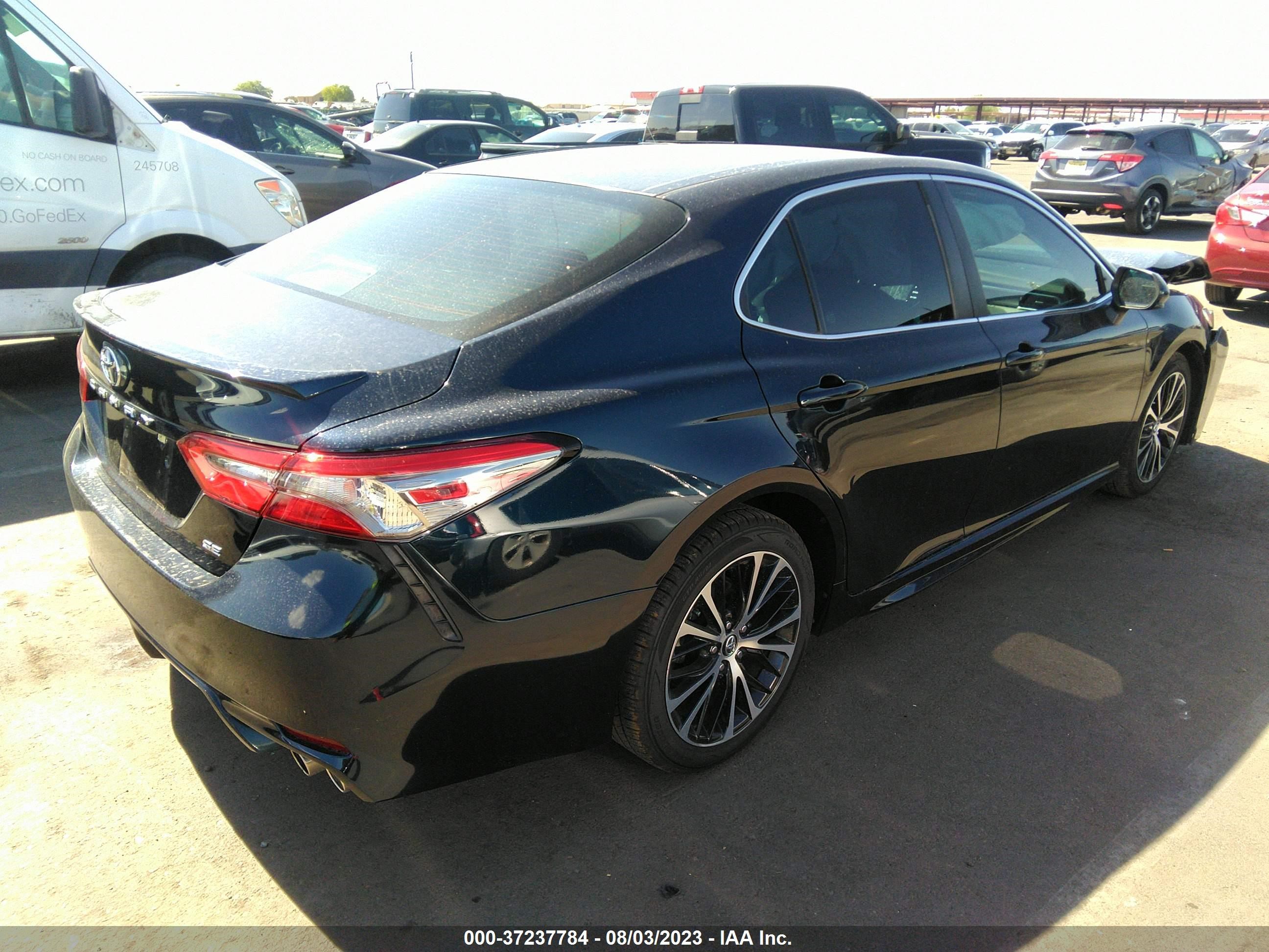 Photo 3 VIN: 4T1B11HK6JU663614 - TOYOTA CAMRY 