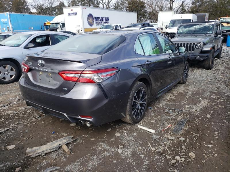 Photo 3 VIN: 4T1B11HK6JU666884 - TOYOTA CAMRY L 