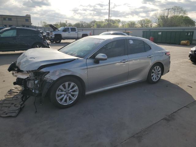 Photo 0 VIN: 4T1B11HK6JU667047 - TOYOTA CAMRY L 