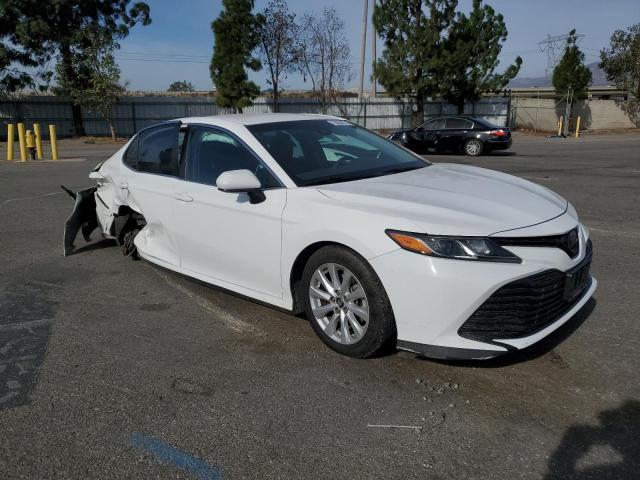 Photo 3 VIN: 4T1B11HK6JU670434 - TOYOTA CAMRY L 