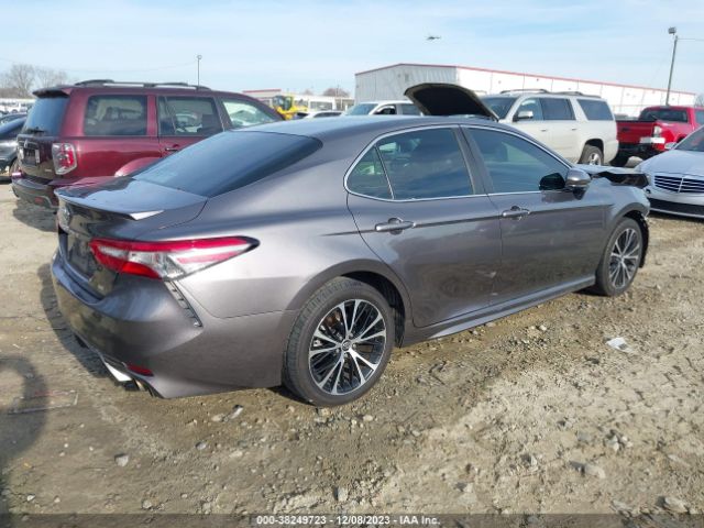 Photo 3 VIN: 4T1B11HK6JU673155 - TOYOTA CAMRY 