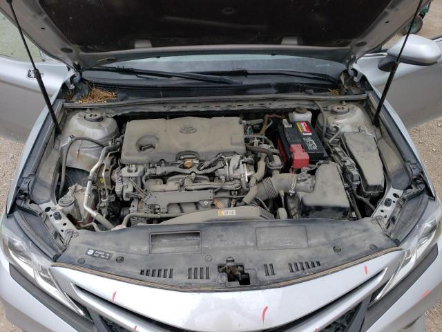 Photo 10 VIN: 4T1B11HK6JU677741 - TOYOTA CAMRY 