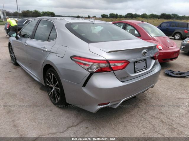 Photo 2 VIN: 4T1B11HK6KU267846 - TOYOTA CAMRY 