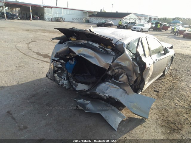 Photo 5 VIN: 4T1B11HK6KU684500 - TOYOTA CAMRY 