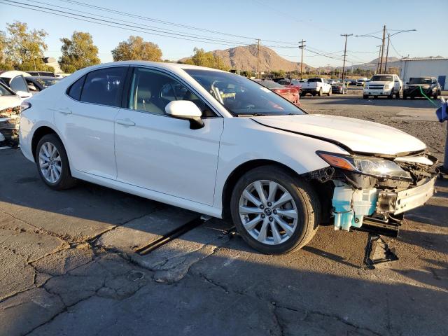 Photo 3 VIN: 4T1B11HK6KU712036 - TOYOTA CAMRY L 