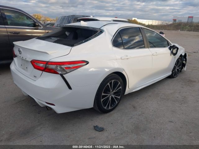 Photo 3 VIN: 4T1B11HK6KU746266 - TOYOTA CAMRY 