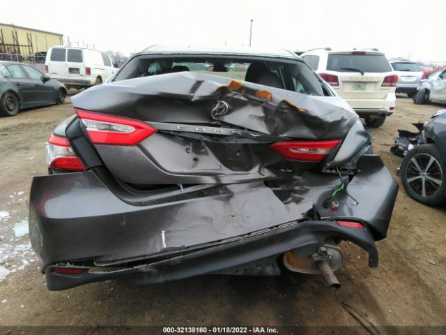 Photo 5 VIN: 4T1B11HK6KU768526 - TOYOTA CAMRY 