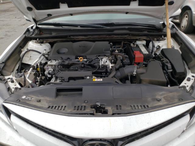 Photo 6 VIN: 4T1B11HK6KU805879 - TOYOTA CAMRY L 