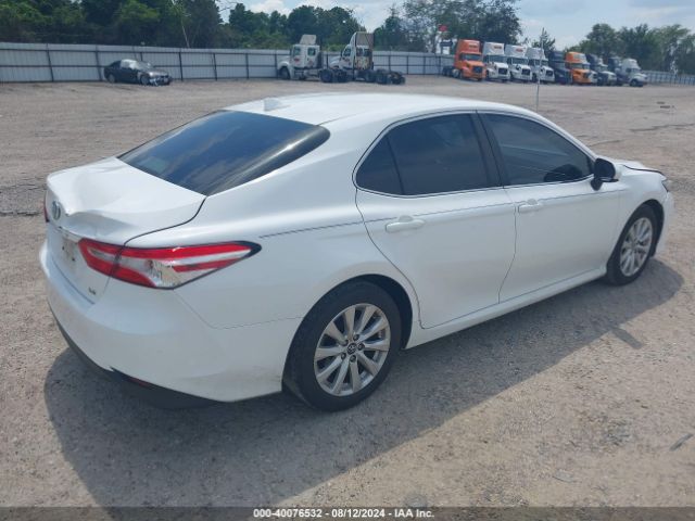 Photo 3 VIN: 4T1B11HK6KU823489 - TOYOTA CAMRY 