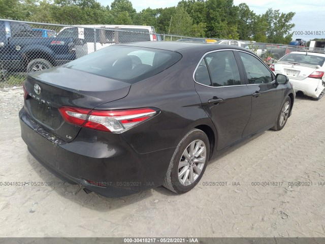 Photo 3 VIN: 4T1B11HK7JU009589 - TOYOTA CAMRY 