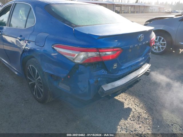 Photo 5 VIN: 4T1B11HK7JU012010 - TOYOTA CAMRY 