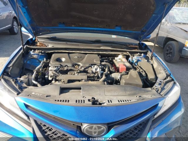 Photo 9 VIN: 4T1B11HK7JU012010 - TOYOTA CAMRY 