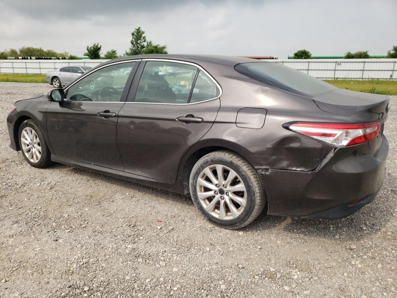 Photo 1 VIN: 4T1B11HK7JU014694 - TOYOTA CAMRY 