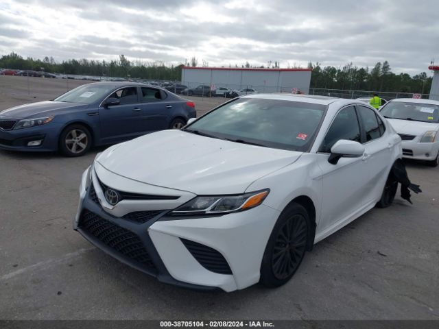 Photo 1 VIN: 4T1B11HK7JU016896 - TOYOTA CAMRY 