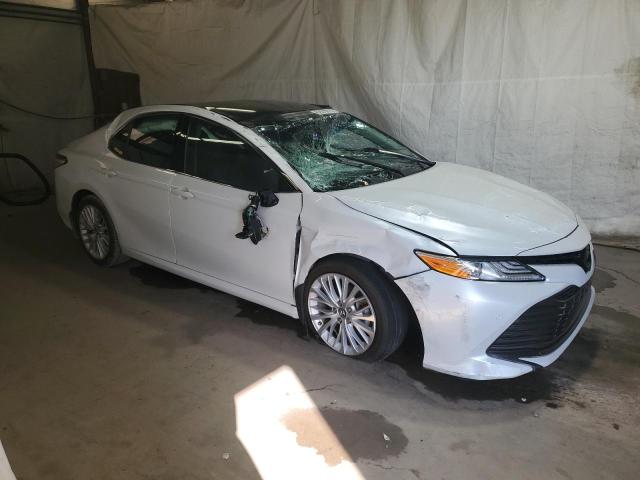 Photo 3 VIN: 4T1B11HK7JU022259 - TOYOTA CAMRY L 