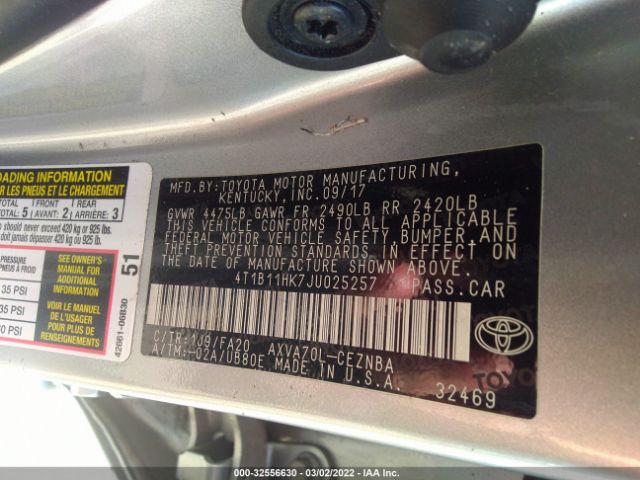 Photo 8 VIN: 4T1B11HK7JU025257 - TOYOTA CAMRY 