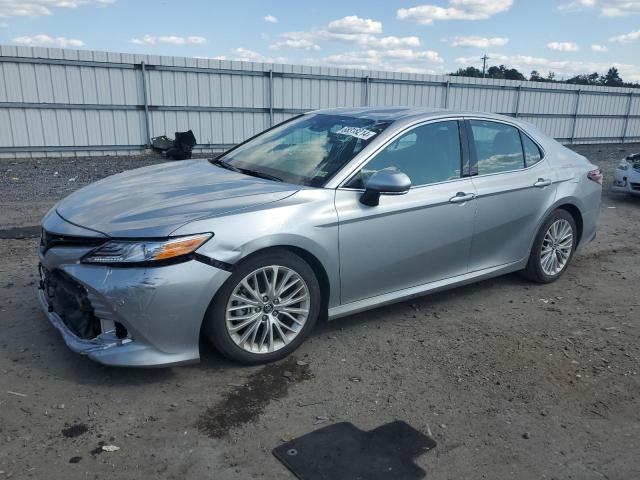 Photo 0 VIN: 4T1B11HK7JU028059 - TOYOTA CAMRY L 