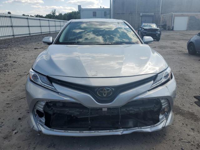 Photo 4 VIN: 4T1B11HK7JU028059 - TOYOTA CAMRY L 