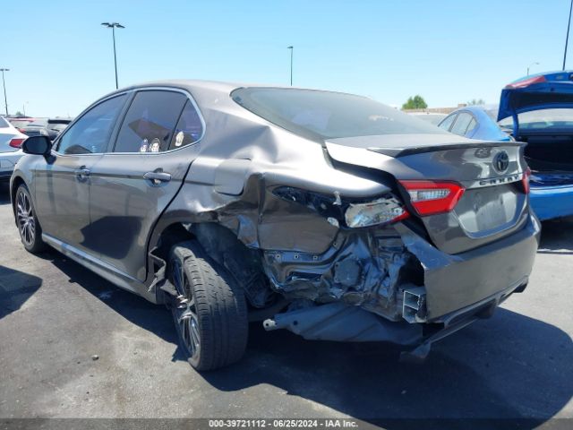 Photo 5 VIN: 4T1B11HK7JU030183 - TOYOTA CAMRY 