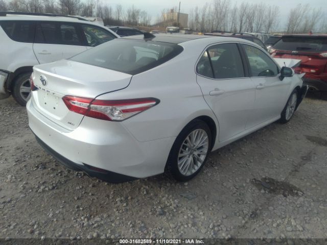 Photo 3 VIN: 4T1B11HK7JU033505 - TOYOTA CAMRY 