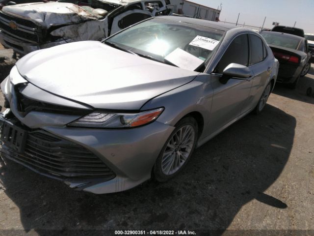 Photo 1 VIN: 4T1B11HK7JU040700 - TOYOTA CAMRY 