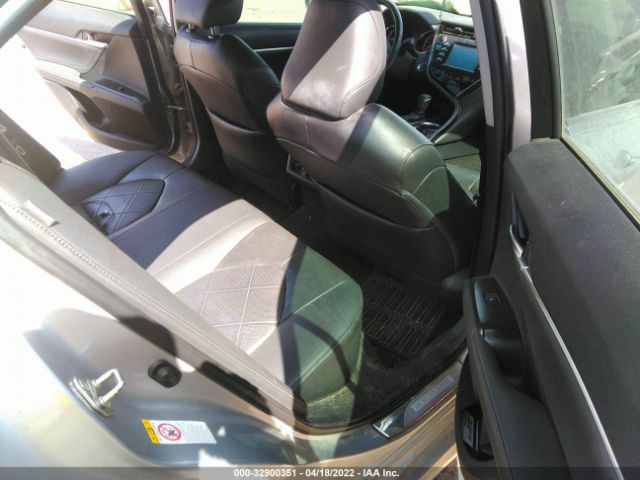 Photo 7 VIN: 4T1B11HK7JU040700 - TOYOTA CAMRY 