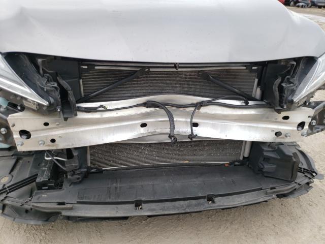 Photo 8 VIN: 4T1B11HK7JU043161 - TOYOTA CAMRY L 