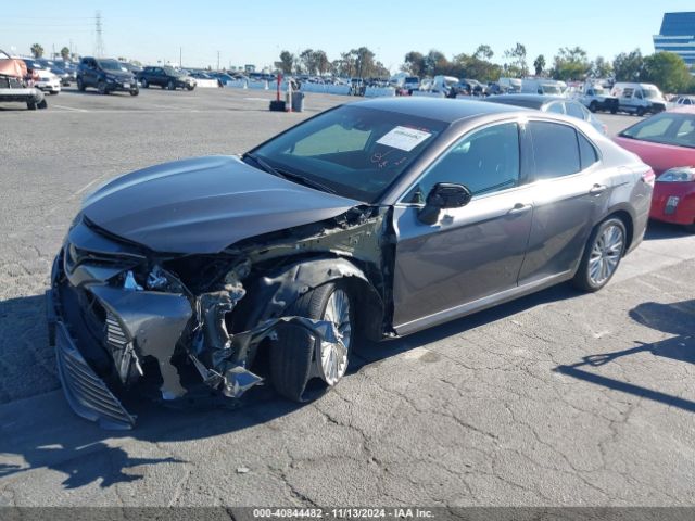 Photo 1 VIN: 4T1B11HK7JU047050 - TOYOTA CAMRY 