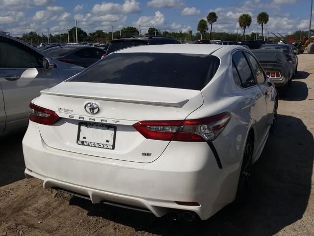 Photo 3 VIN: 4T1B11HK7JU049719 - TOYOTA CAMRY L 