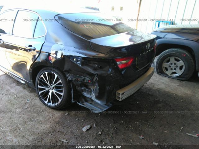 Photo 5 VIN: 4T1B11HK7JU066505 - TOYOTA CAMRY 