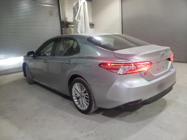 Photo 2 VIN: 4T1B11HK7JU068304 - TOYOTA CAMRY L 