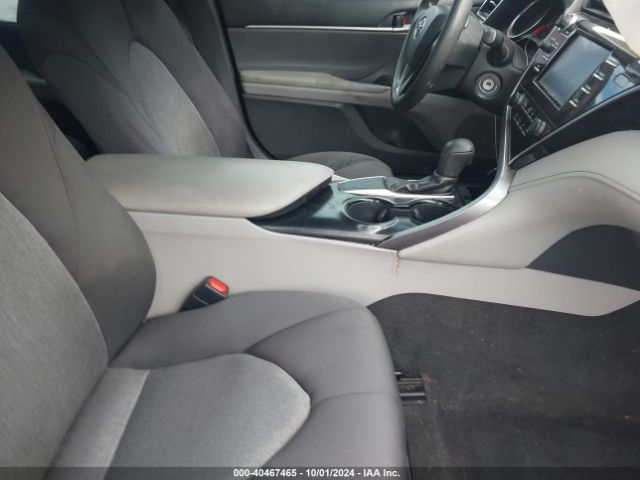 Photo 4 VIN: 4T1B11HK7JU072692 - TOYOTA CAMRY 