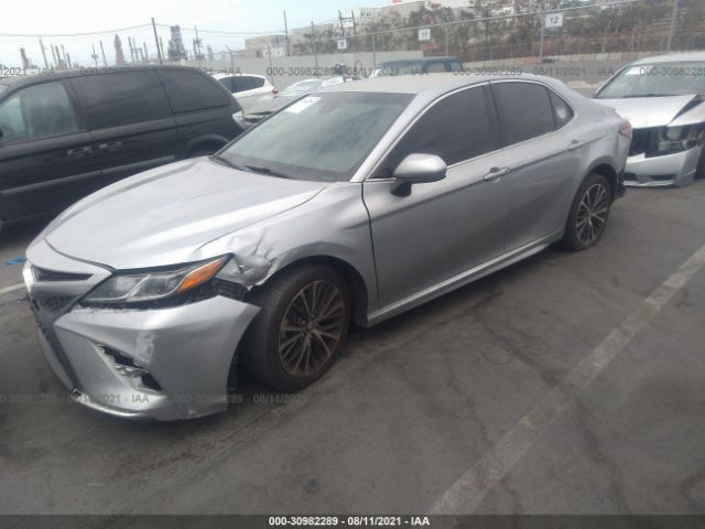 Photo 1 VIN: 4T1B11HK7JU076869 - TOYOTA CAMRY 