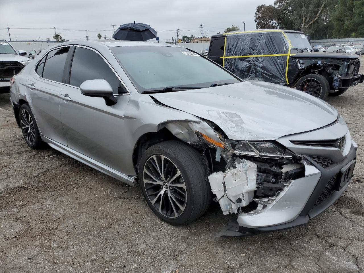 Photo 3 VIN: 4T1B11HK7JU078654 - TOYOTA CAMRY 