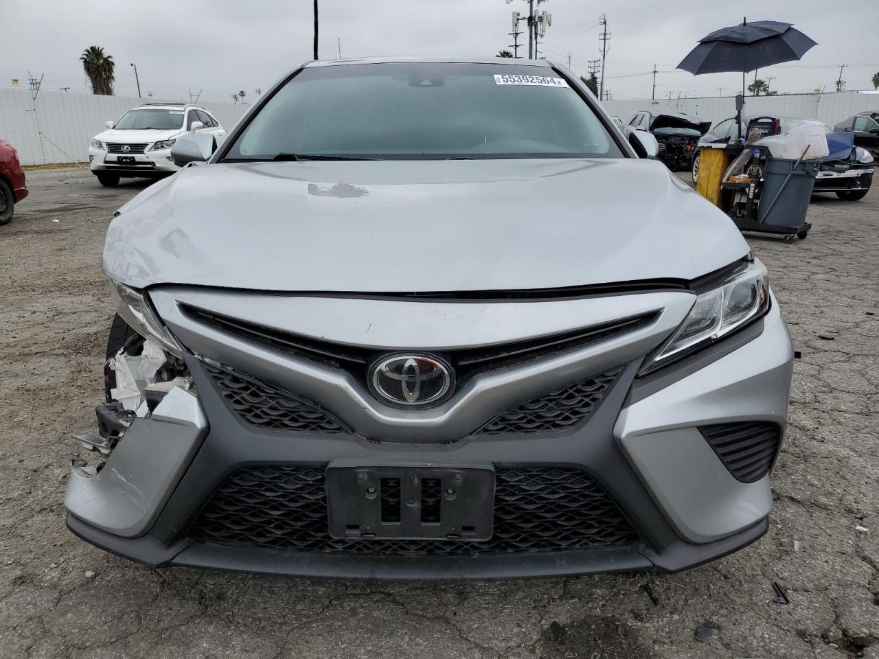 Photo 4 VIN: 4T1B11HK7JU078654 - TOYOTA CAMRY 