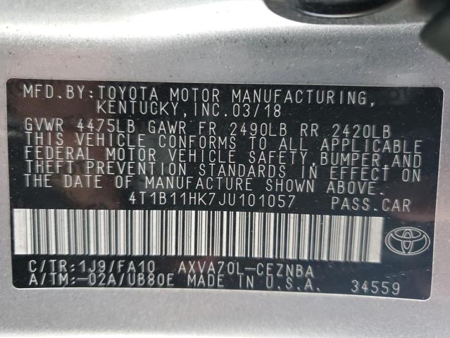 Photo 12 VIN: 4T1B11HK7JU101057 - TOYOTA CAMRY 