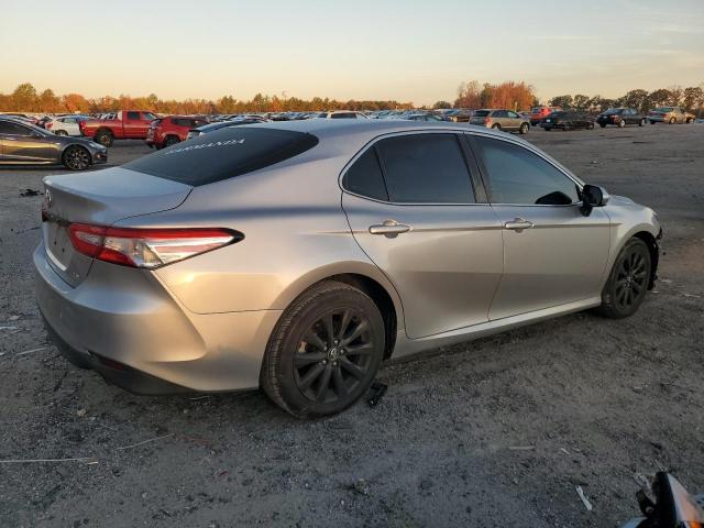 Photo 2 VIN: 4T1B11HK7JU101057 - TOYOTA CAMRY 