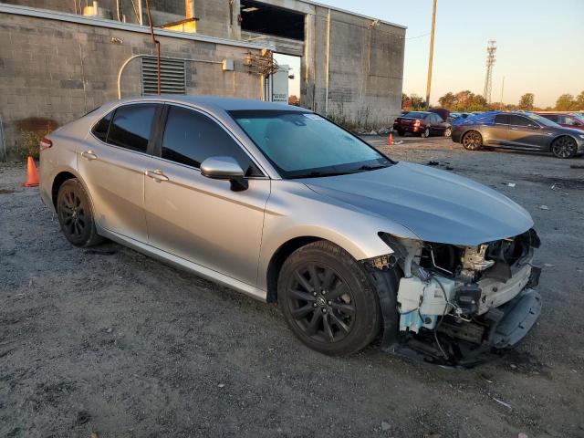 Photo 3 VIN: 4T1B11HK7JU101057 - TOYOTA CAMRY 